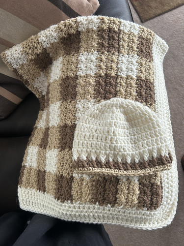 Crocheted Gingham Baby BLANKET With Matching Beanie