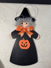 Vintage 90s Halloween Witch Door Hanger Woode...