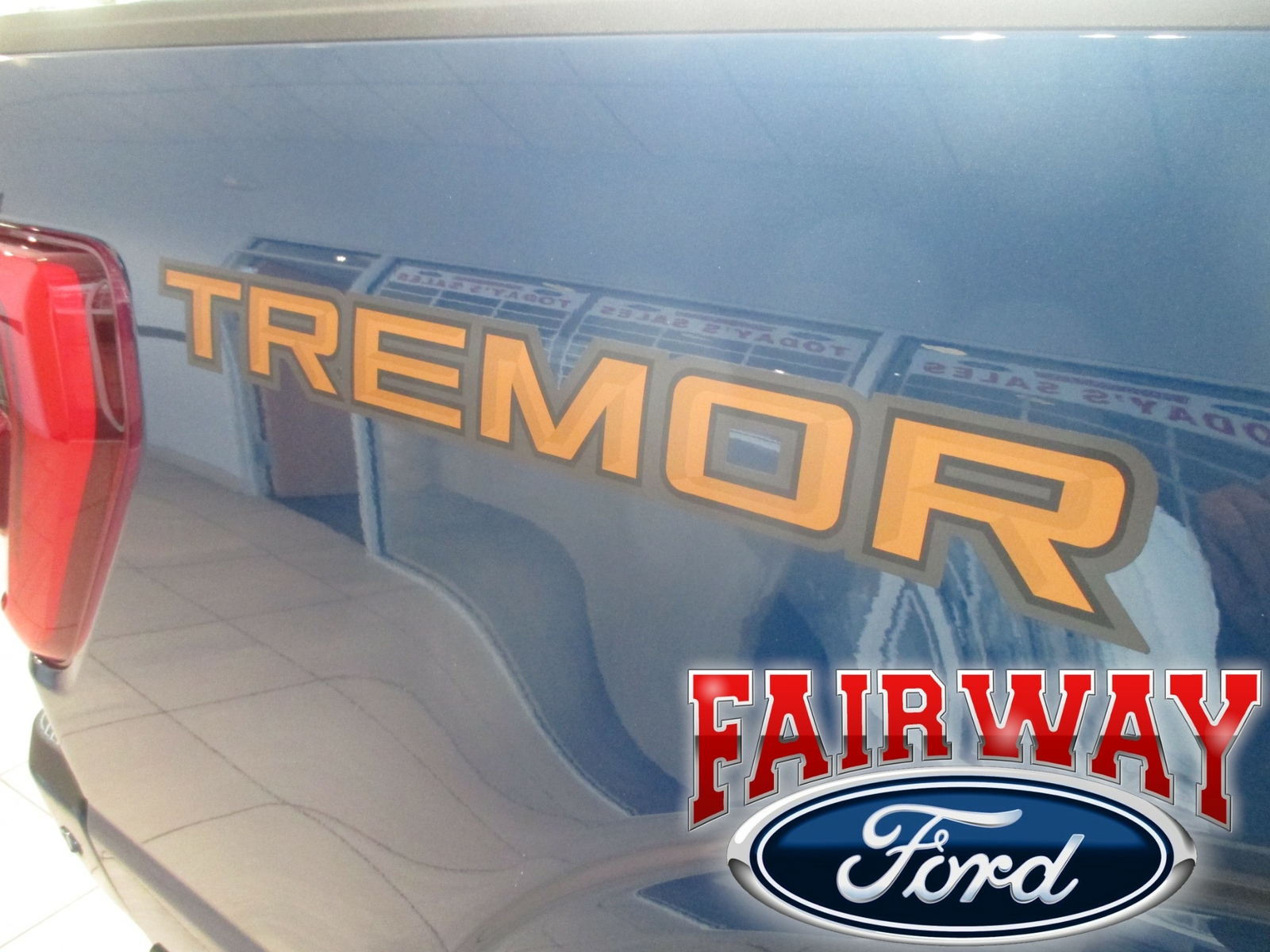 2021년~2026년형 F-150 순정 포드 트레머(TREMOR) 적재함 측면 데칼 - "TREMOR" - 2개 세트