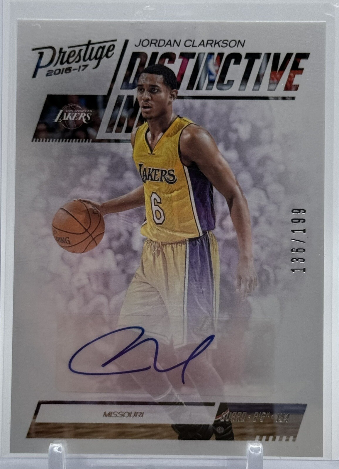 2016 Prestige #5 Distinctive Ink Jordan Clarkson 136/199 Jazz Lakers