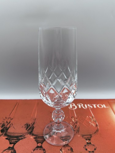 Bristol Fine Cut Bohemia Crystal Glasses Vintage Champagne Flutes. Boxed x 6 - Picture 8 of 8
