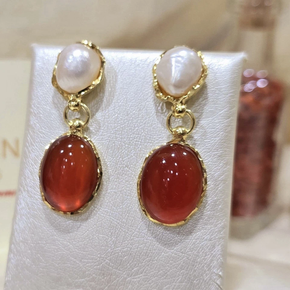 Orecchini Pendenti Con Perle Barocche, Corniola E Argento 925 Placcato In Oro - Immagine 4 di 4