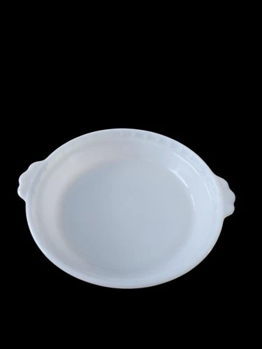 Vintage 8.5" PYREX White Milk Glass Pie Plate Baking Dish Scalloped Edge 228