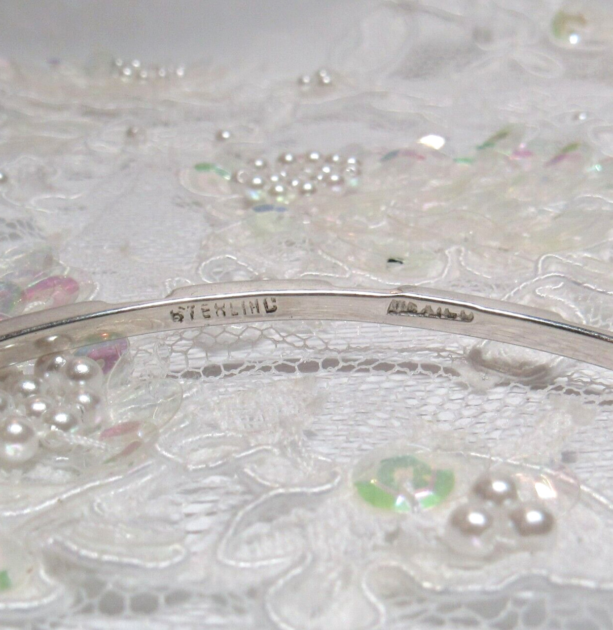 VTG Solid Sterling Silver Bangle Bracelet Jewelry… - image 6