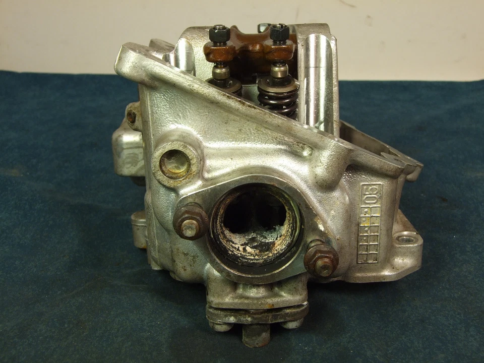 Cylinder Head Valve Assy 2006 Aprilia Scarabeo 250 - Image 2 of 4