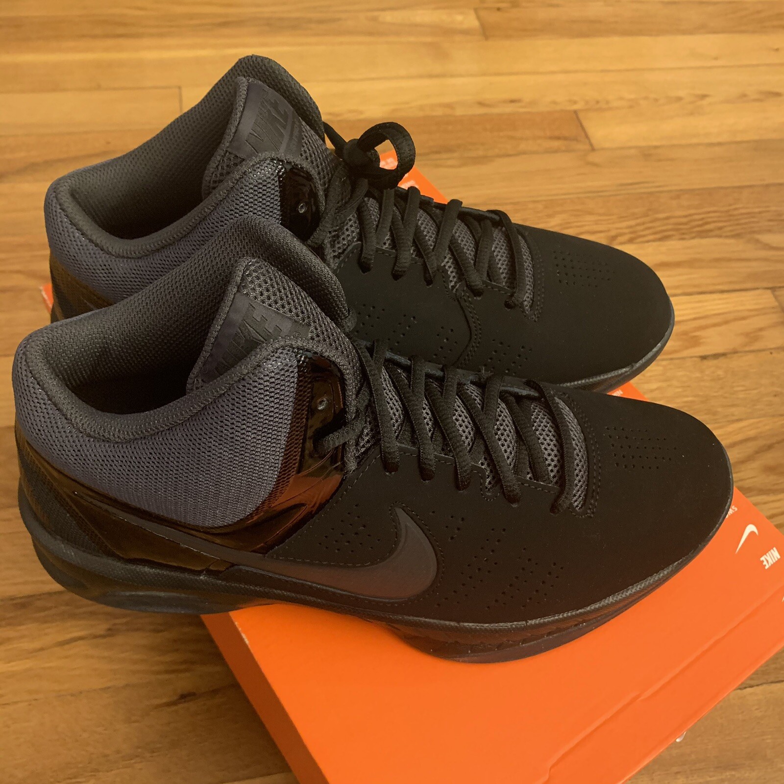 Air Jordan 1 Zoom Comfort PSG Arriving Next Week | Sneakers Cartel