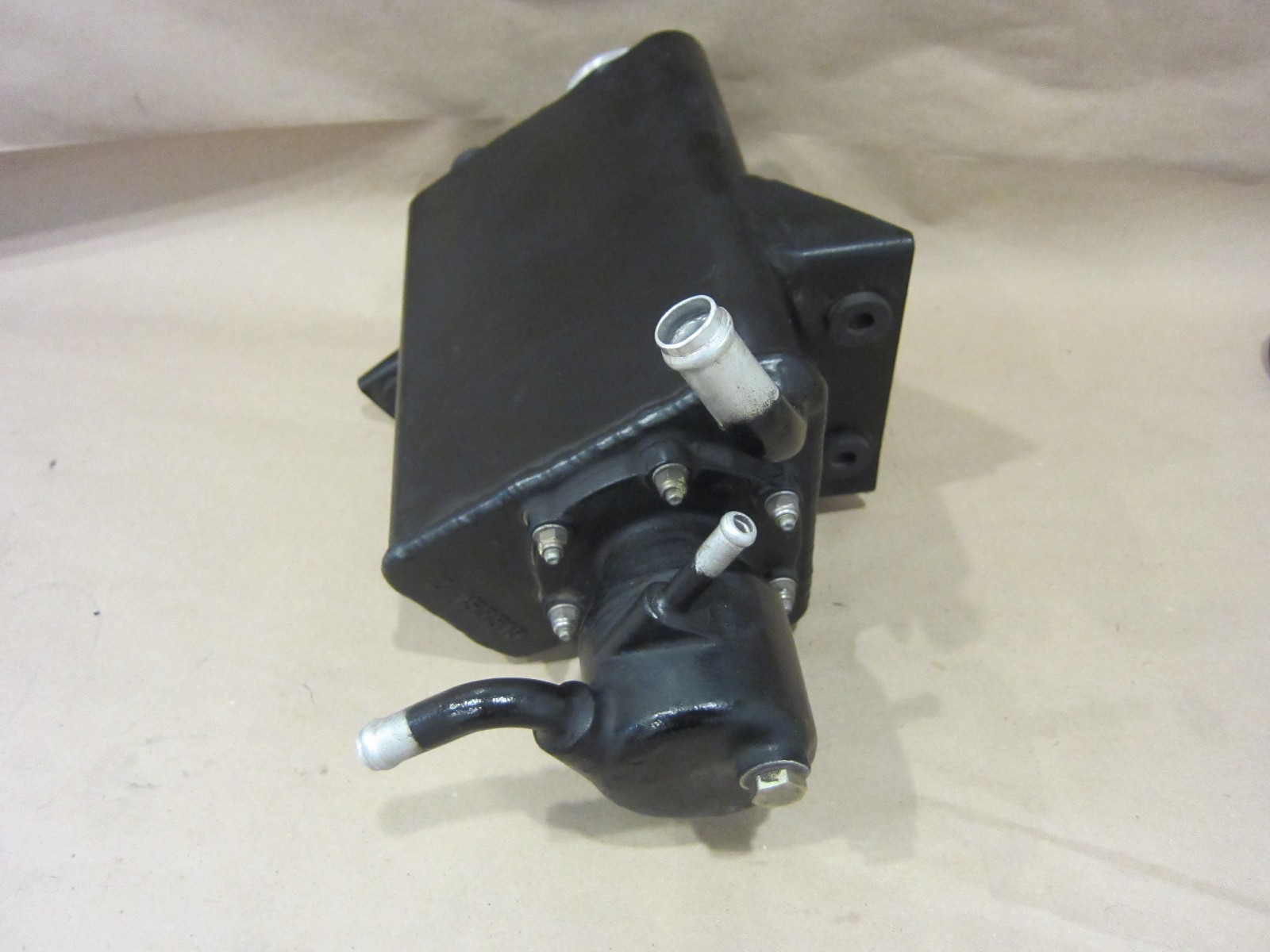 Ferrari 456 - Oil Tank /  Power Steering Reservoir / No Cap # 179185