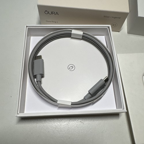 Oura Ring 4 Smart Ring Misura 10 Activity Tracker, 4a Generazione Argento Scatola Aperta/Nuovo - Foto 9 di 9