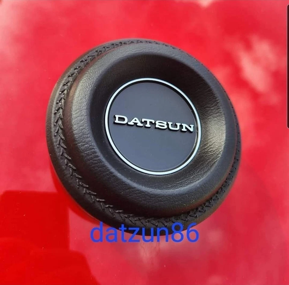 New 1968-1978 Datsun 240z 260z 280z 510 Steering Wheel Horn Pad Button - Image 2 of 4