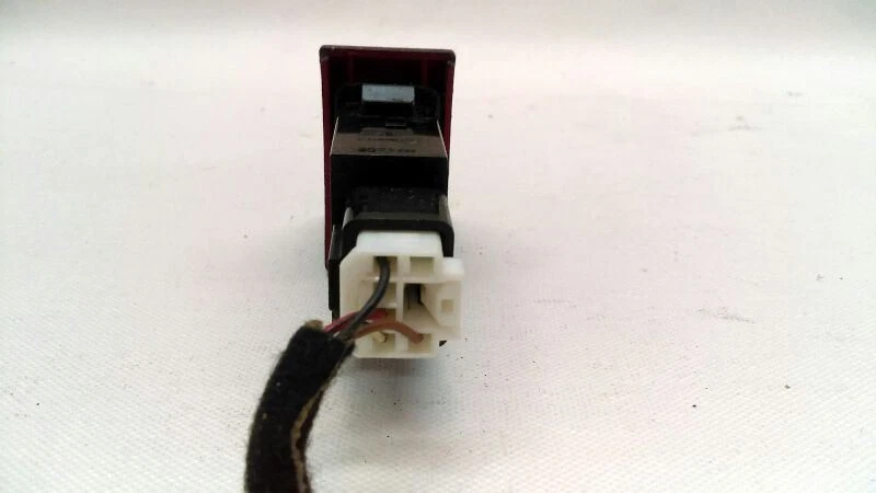 Interruptor de peligro compatible con KIA SEDONA B109-166455 2002 2003 2004 2005 Foto 4 de 4