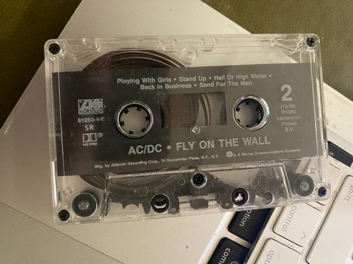 AC/DC *Fly On The Wall *cassette tape *1985 *Atlantic *81263-4 *HARD ROCK *VG+ - Picture 7 of 9