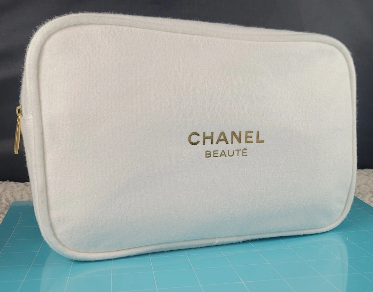 Chanel Jennie MakeUp Bag — So Loretta