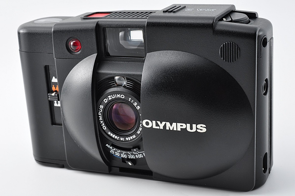 Olympus XA2 A11 Black 35mm Point & Shoot Film Camera [Excellent
