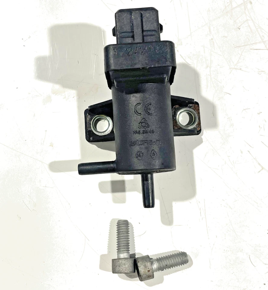 VIVARO 2012 NISSAN QASHQAI J10 MOTOR 1.5DCI TURBO SOLENOIDE DE PRESIÓN 8200762162 Foto 2 de 4