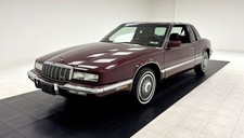1992 Buick Riviera Prestige Package (SE)