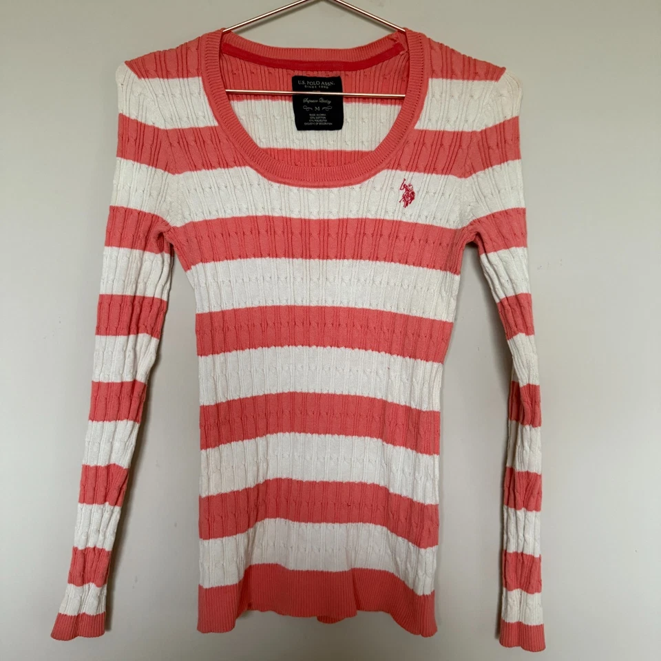 Suéter Y2K US Polo Assn para mujer M rosa a rayas cuello en V tejido con cable preppy años 90 Foto 2 de 4