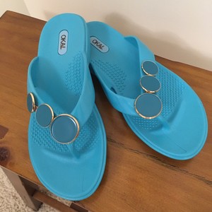 oka b flip flops