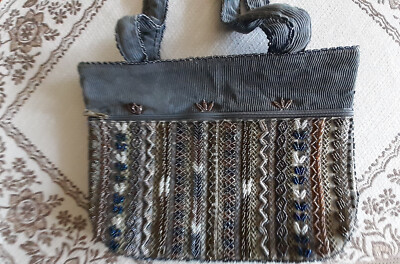 Handtasche aus Cord mit Perlen versetzt