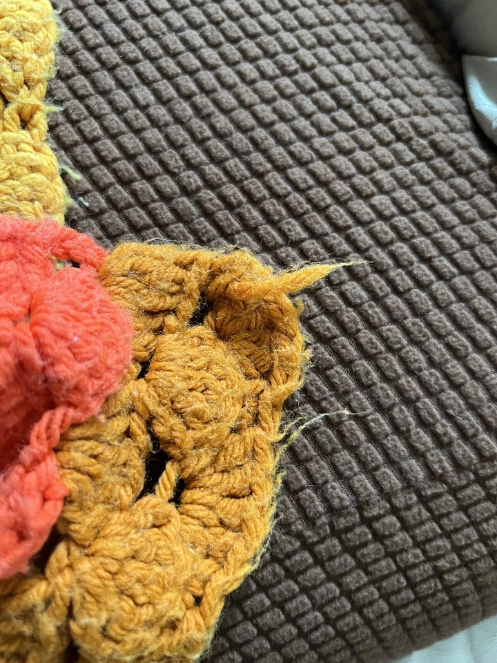 "Manta/cubierta de mesa afgana tejida a ganchillo vintage otoño 39""x30""" Foto 3 de 4