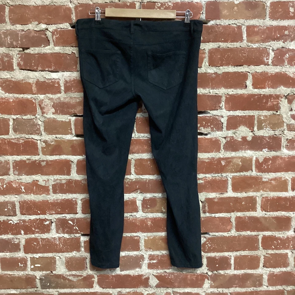 Женские черные штаны United Colors of Benetton сужающиеся размер 10 полиэстер - Изображение 2 из 3