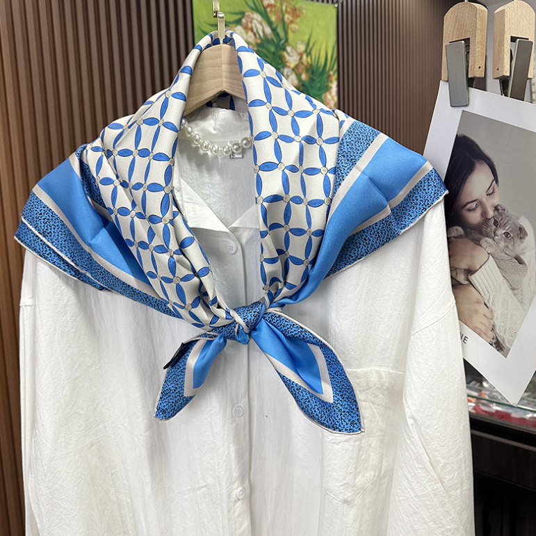 Pure 18 Momme Twill Silk Bandanna Scarf Wrap Windmill Print Square Shawl 88X88cm