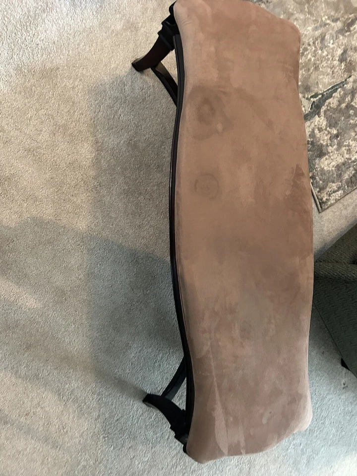 Banco de cama de caoba Foto 2 de 4