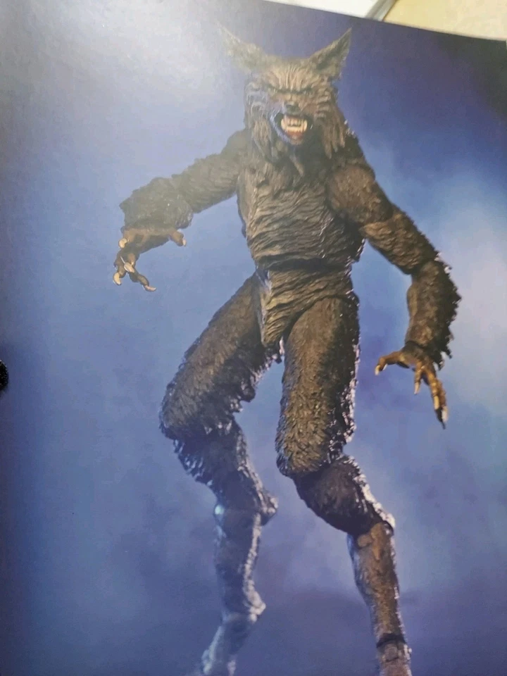 Экшн-фигурка ОКОНЧАТЕЛЬНОГО ОБОРОТНЯ The Howling масштаб 7 дюймов 9 дюймов Neca - Изображение 4 из 4