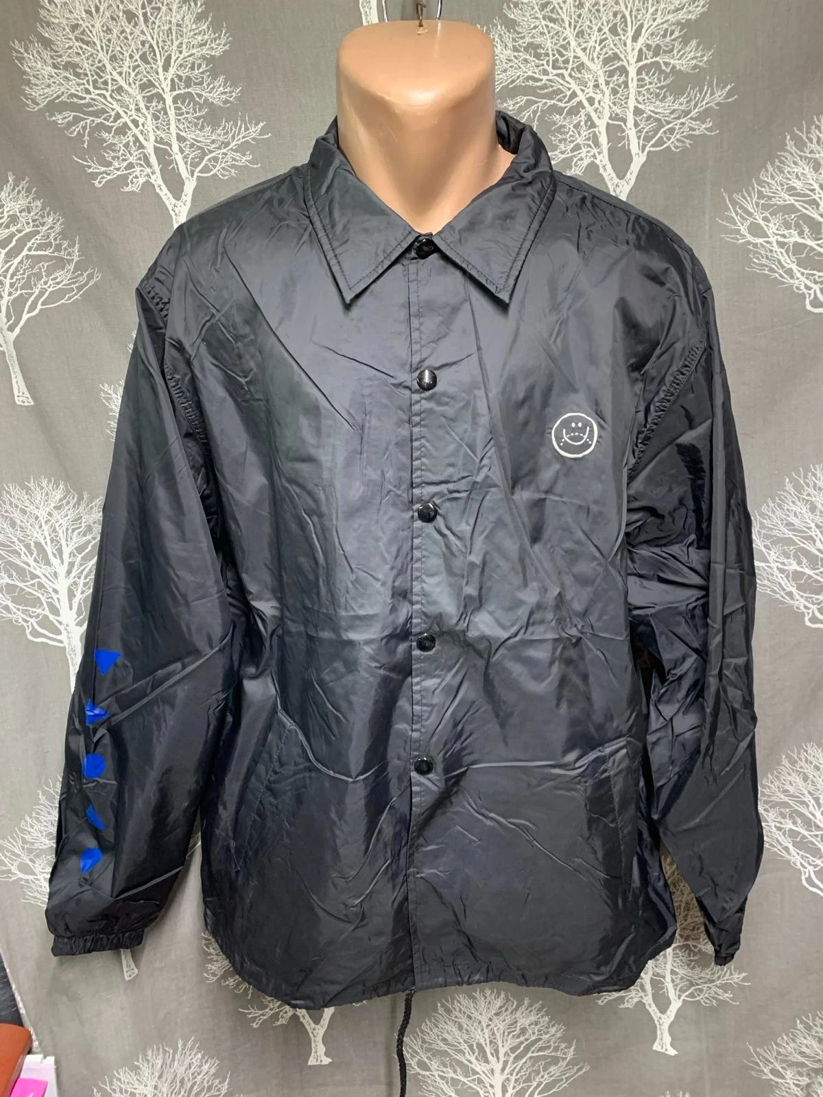 United Sports Headline black nylon coach jacket Vintage.