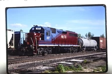 HATX 417w/T burlington vt 5-25-02 original 35mm kodak train photo slide