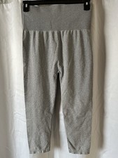 Zenana Outfitters High Waisted Seamless Capri Leggings