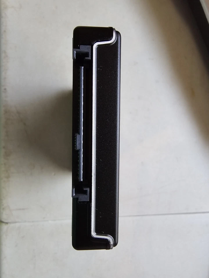 Samsung MZWLO1T9HCJR-00A07 PM1743 1.92TB U.3 PCIe 5.0x8 NVMe 2.5" Enterprise SSD - Image 4 of 4