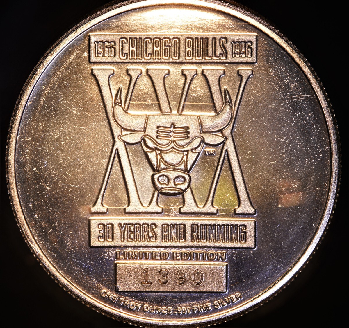 な*︎様 純銀 1オンス 1996年 シカゴ・ブルズ 記念 1996 Chicago Bulls Basketball 70 WIN SEASON #1390 999 FINE Silver