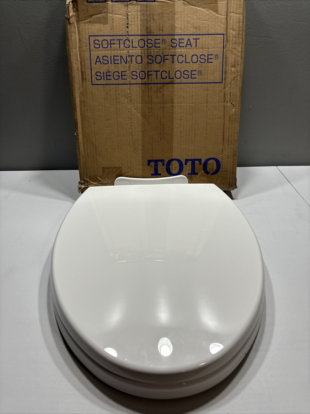 TOTO SS11401 SoftClose Elongated Toilet Seat Cotton White ***see Photos