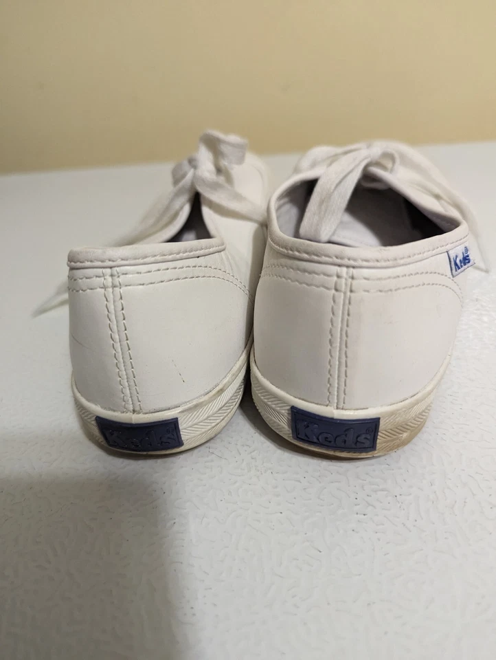 Keds Size 9 Girls White Canvas Shoes - Image 4 of 4