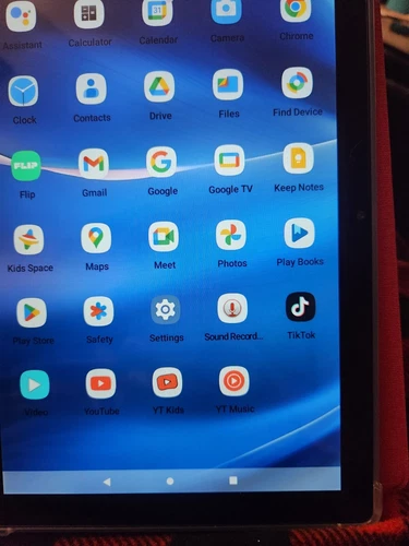 10.1 inch Android Tablet with TikTok - BUNDLED BRAND NEW