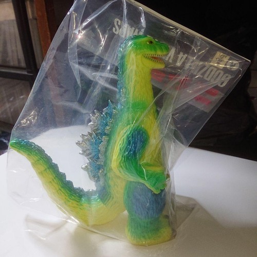 Medicom Toy Godzilla Vinyl Wars 2021 Soft Vinyl Figure Marmit New From Japan - Picture 5 of 10
