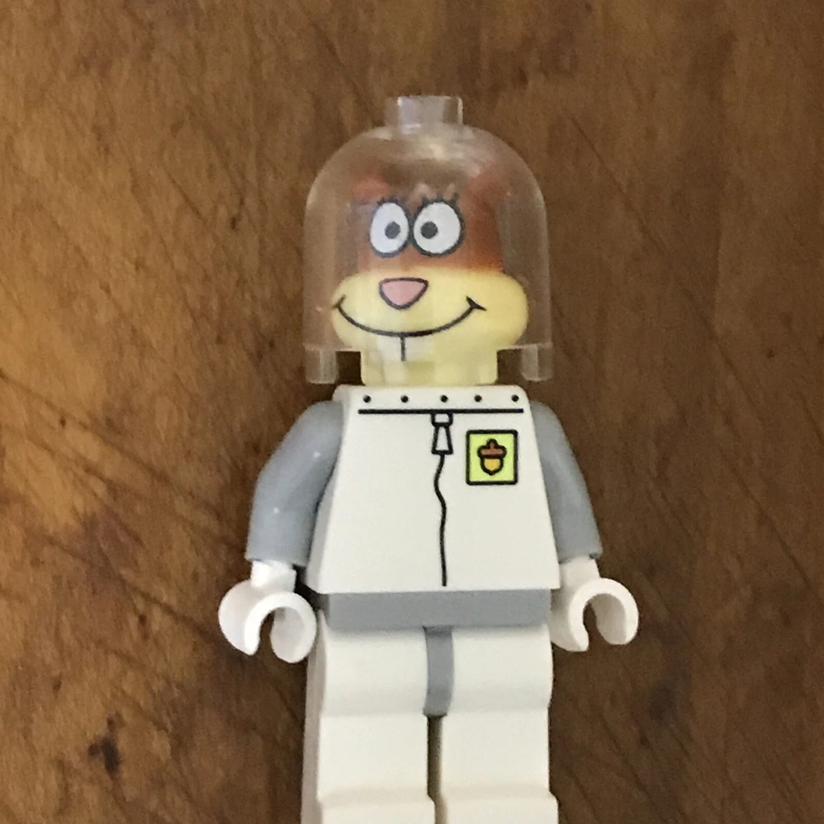 Lego sandy store cheeks helmet