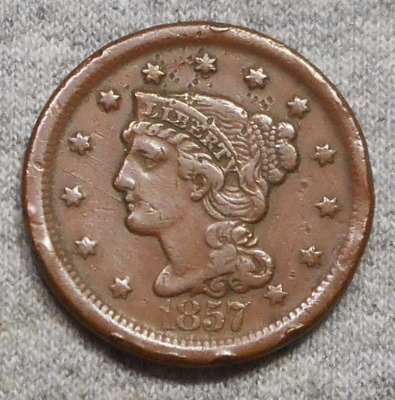 M　R-239 Circulated 1857 Year Braided Hair Large Cents (1839-1857) for sale