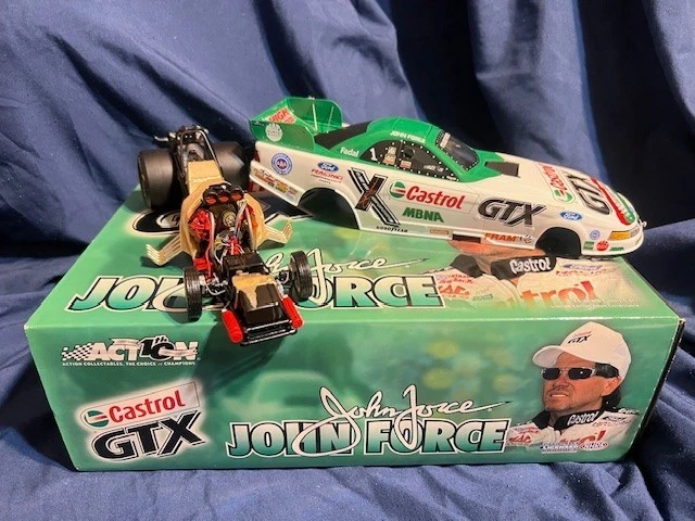 John Force 1/24 смешной автомобиль Castrol GTX 2002 Mustang прозрачный корпус в коробке новый! - Изображение 2 из 4
