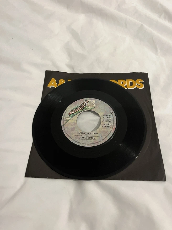 Carly Simon Nobody Does It Better 7” Vinyl Record James Bond Spy Who Loved Me - Image 4 of 4