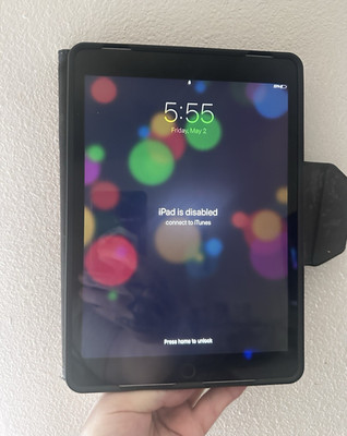 Apple iPad 10.2in 9th GEN - Disabled/Connect iTunes