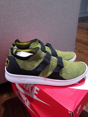 nike flyknit sock racer