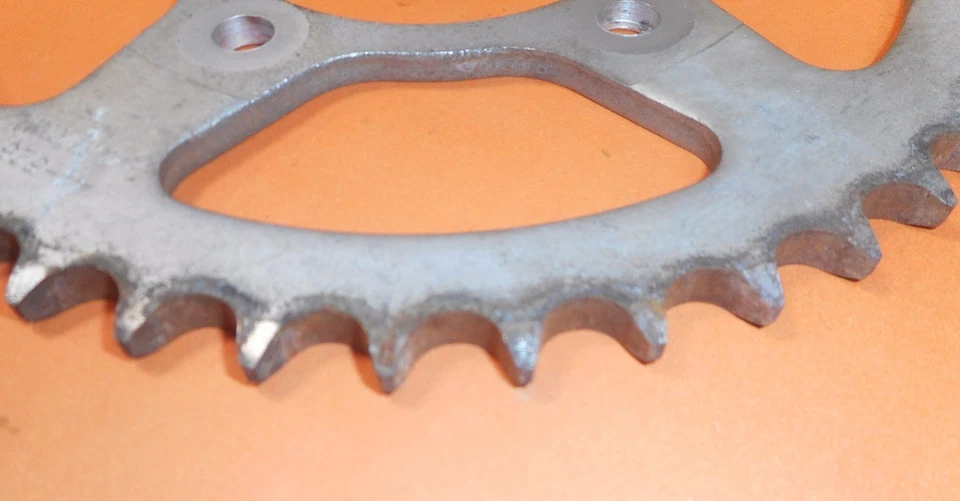 PIÑÓN RUEDA TRASERA SUZUKI SUNSTAR SV650 2-438344 SV 650 S 99-07 kr Foto 4 de 4