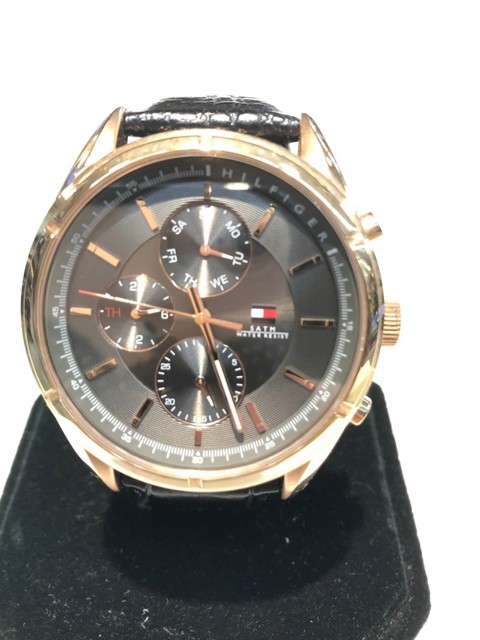 tommy hilfiger luke watch gold