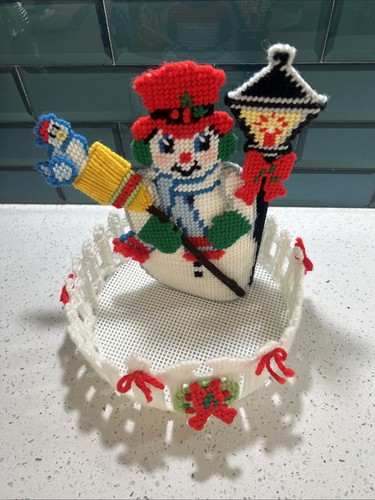 Vintage bucilla Snowman Frosty christmas completed Basket - Picture 9 of 11