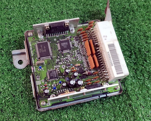 Toyota 4runner 1999-2002 skid control module 89540-35100 oem jdm used - Picture 3 of 12