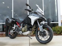 2022 Ducati Multistrada V4 S Travel + Radar + Alloy wheels
