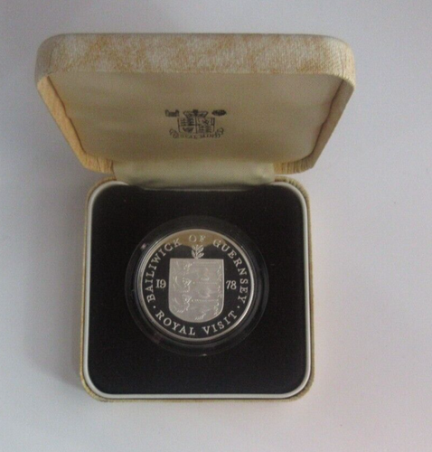 1978 ROYAL VISIT OF GUERNSEY SILVER PROOF ROYAL MINT 25p CROWN COIN R/MINT BOX - Picture 2 of 4