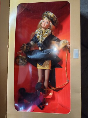 SPIEGEL SHOPPING CHIC BARBIE DOLL 1995 LIMITED EDITION MATTEL