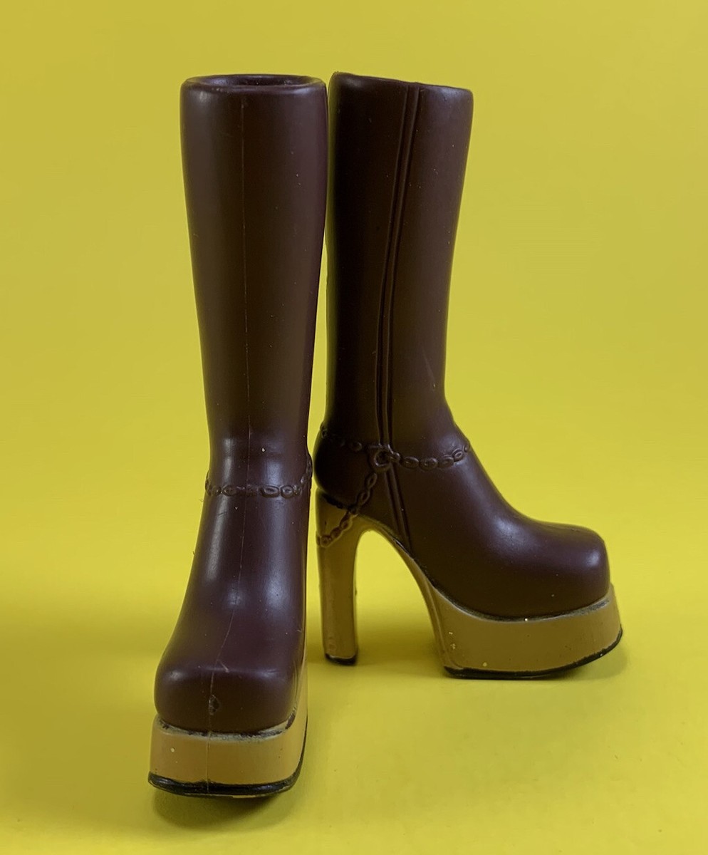 2003 BRATZ DOLL PARTY PERFECTION FASHION PACK TALL BROWN BOOTS